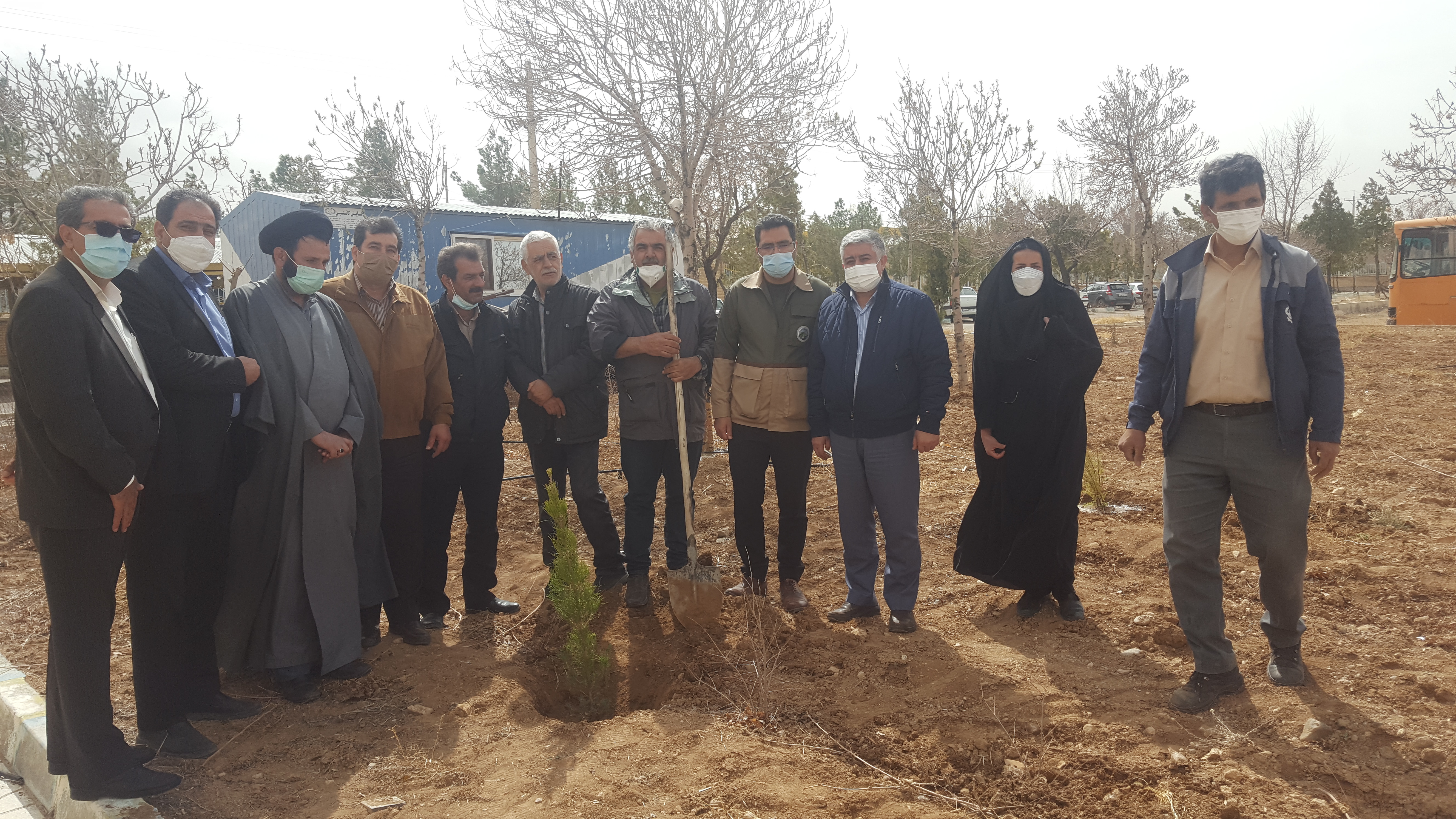 درختکاری دانشگاه آزاد اسلامی