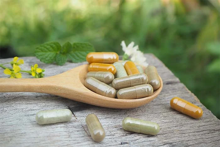 کدام مکمل های گیاهی می‌تواند برای سلامتی خطرساز شوند ؟