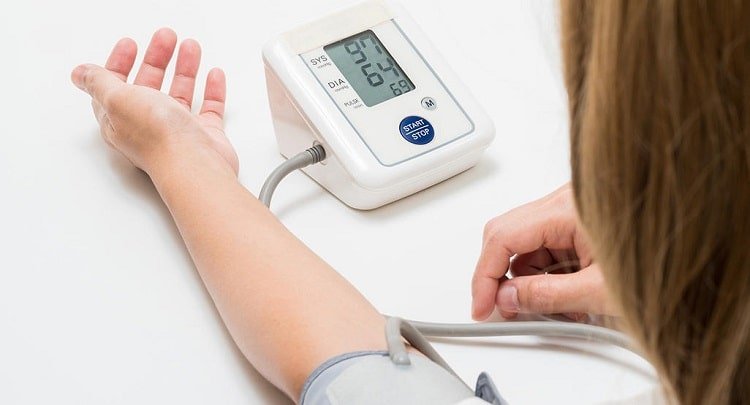 بهترین دستگاه فشار خون دیجیتالی قیمت, بهترین مارک فشارسنج دیجیتالی دیجی کالا, توزیع رایگان دستگاه فشار خون