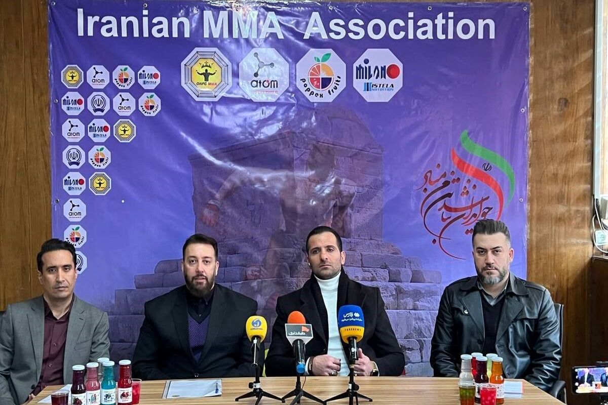 سیامک خرمی: برای هدایت تیم MMA  ایران به دنبال توافق با علیرضا استکی هستیم