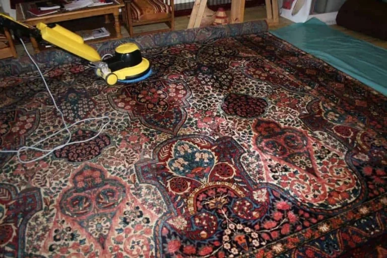 چجوری فرش دستباف رو گردگیری کنیم