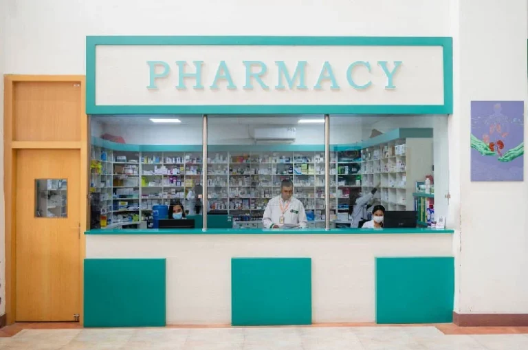 شرایط تاسیس داروخانه در ملک مسکونی چیست؟ راهنمای جامع