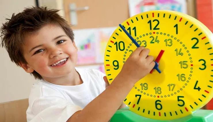 اهمیت یادگیری ساعت برای کودکان