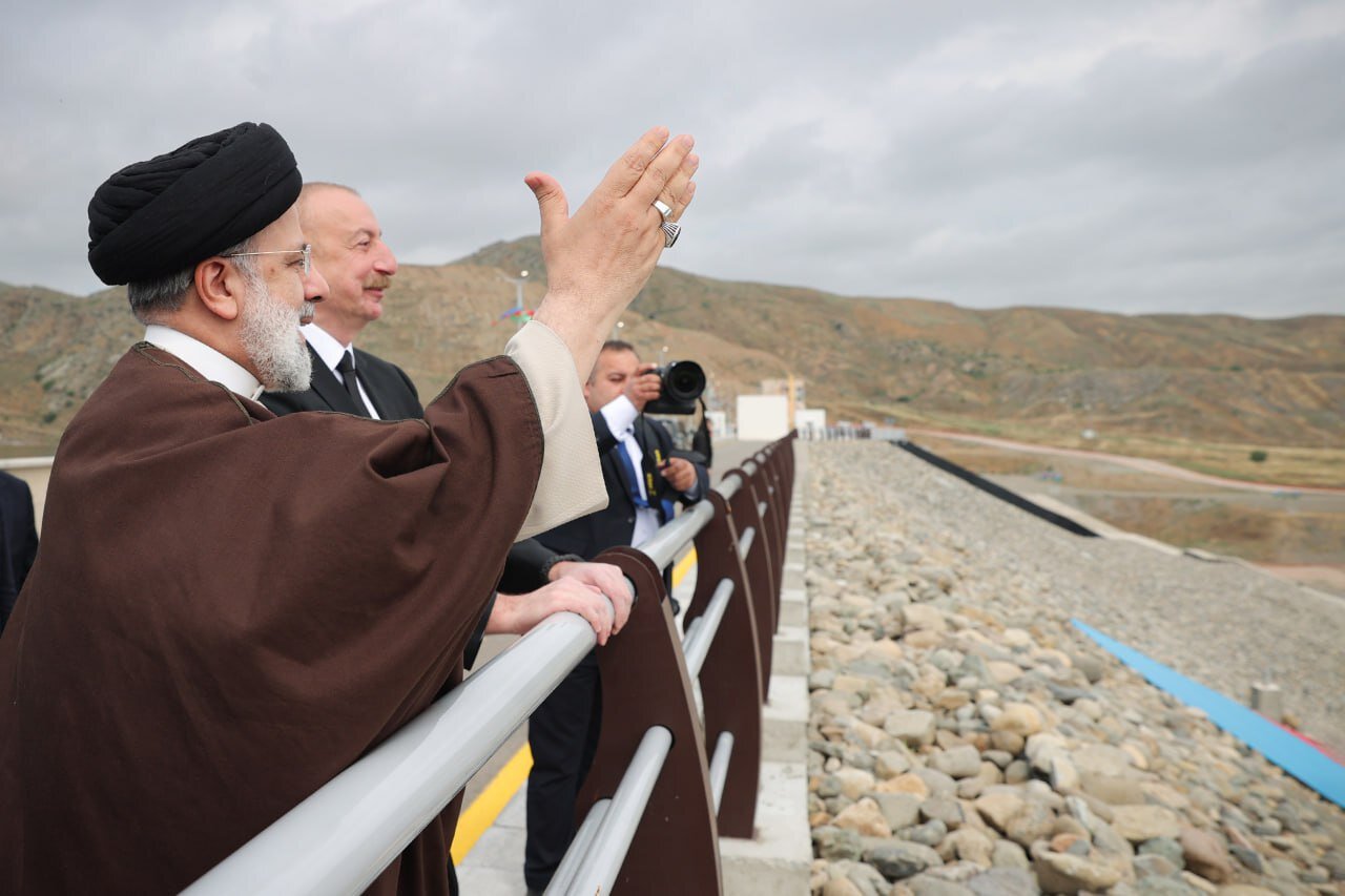 بررسی یک احتمال از سانحه تلخ اخیر/ پایگاه جاسوسی اسرائیل چند کیلومتری محل سقوط بالگرد رئیسی بود؟