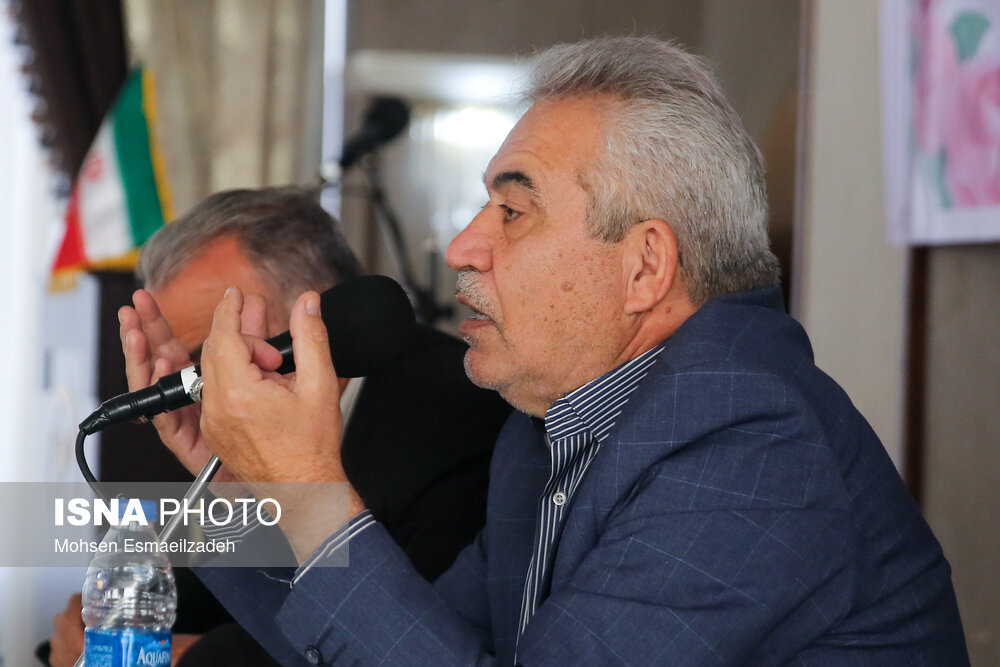 مسئولان به فریاد کارگران و کارفرمایان برسند