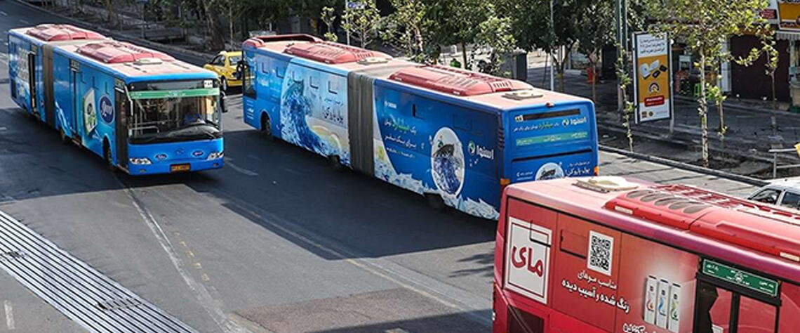 فرایند اجرای تبلیغات بدنه اتوبوس با باتیک